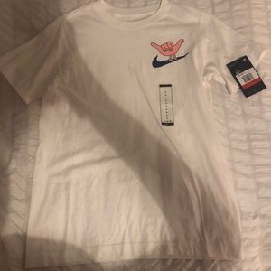 NWT Nike t-shirt